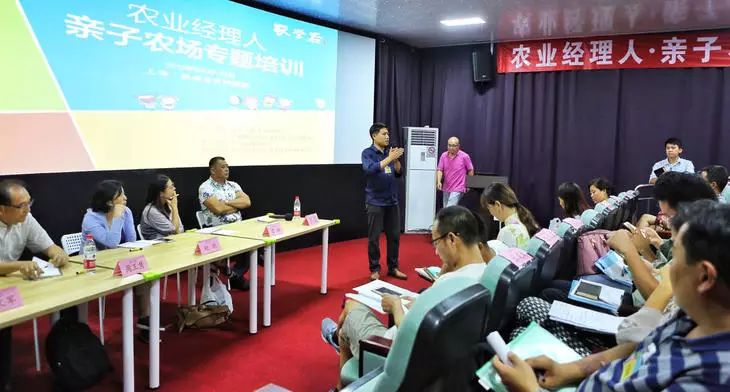 https://mmbiz.qpic.cn/mmbiz_jpg/RZe504ZtbH4iaeUS8JuRYHAtuCo8UaphZp39N5Qrkjnw9WVwqjW75bW5LNicQqBiaSAAUGicwcNbUibib3zPEj5U9qrQ/0?wx_fmt=jpeg
