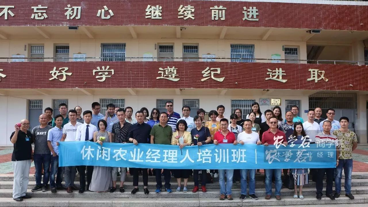 https://mmbiz.qpic.cn/mmbiz_jpg/RZe504ZtbH5hT0hvvyoCnsKQiamUwSwo0XnqsiacRUN7HYYPI5e4gv2HOUZ2rbicTT5ondIXnErGibjEqhU3k2aesQ/0?wx_fmt=jpeg